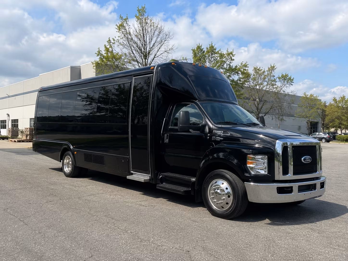 birthday party buses for lynn bar crawls and nightlife runs