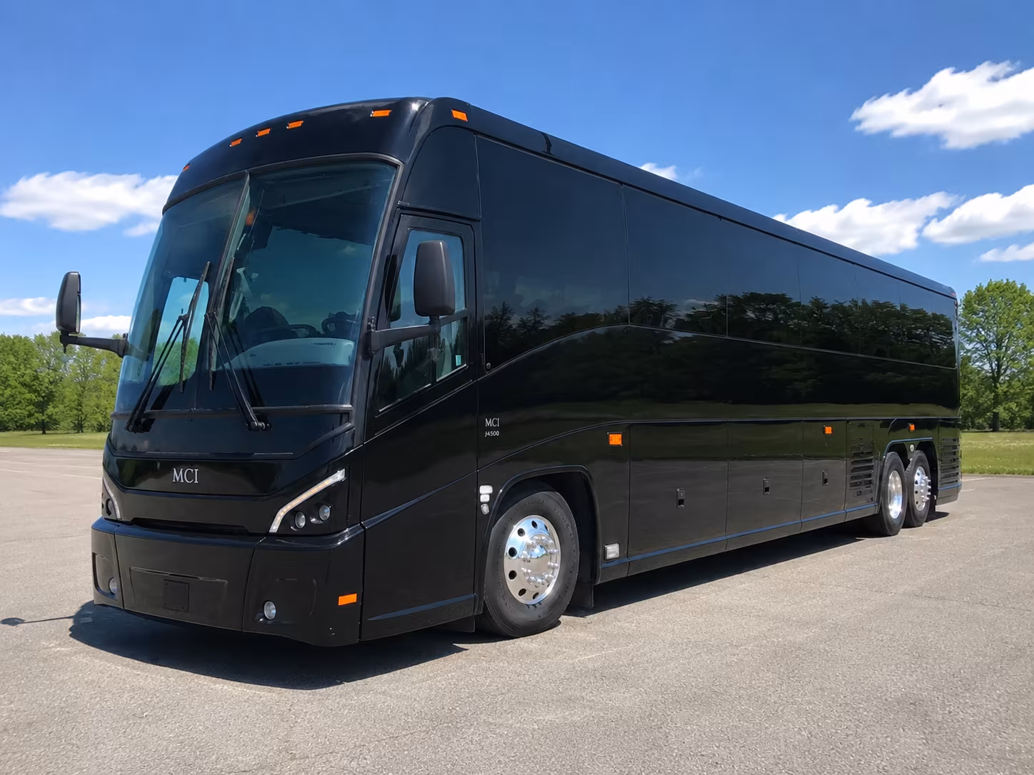 charter buses for corporate events and conference shuttles in lynn