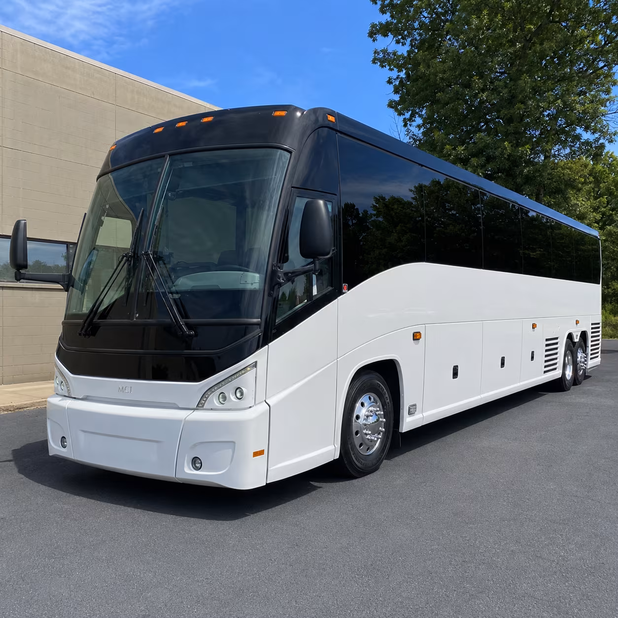 charter buses for lynn school sporting events and athletic trips