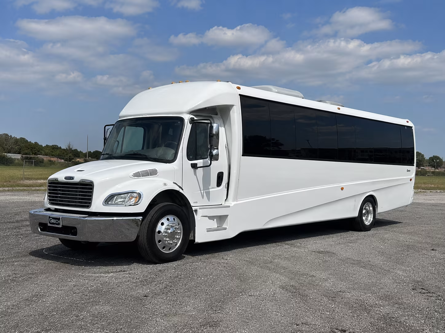 lynn 50 passenger party bus